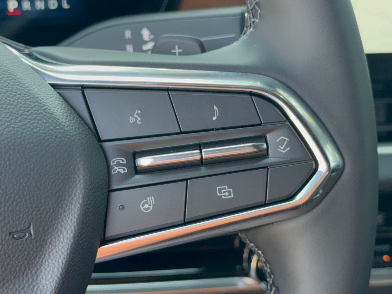 2027 Chevrolet Equinox LT - Photo 19