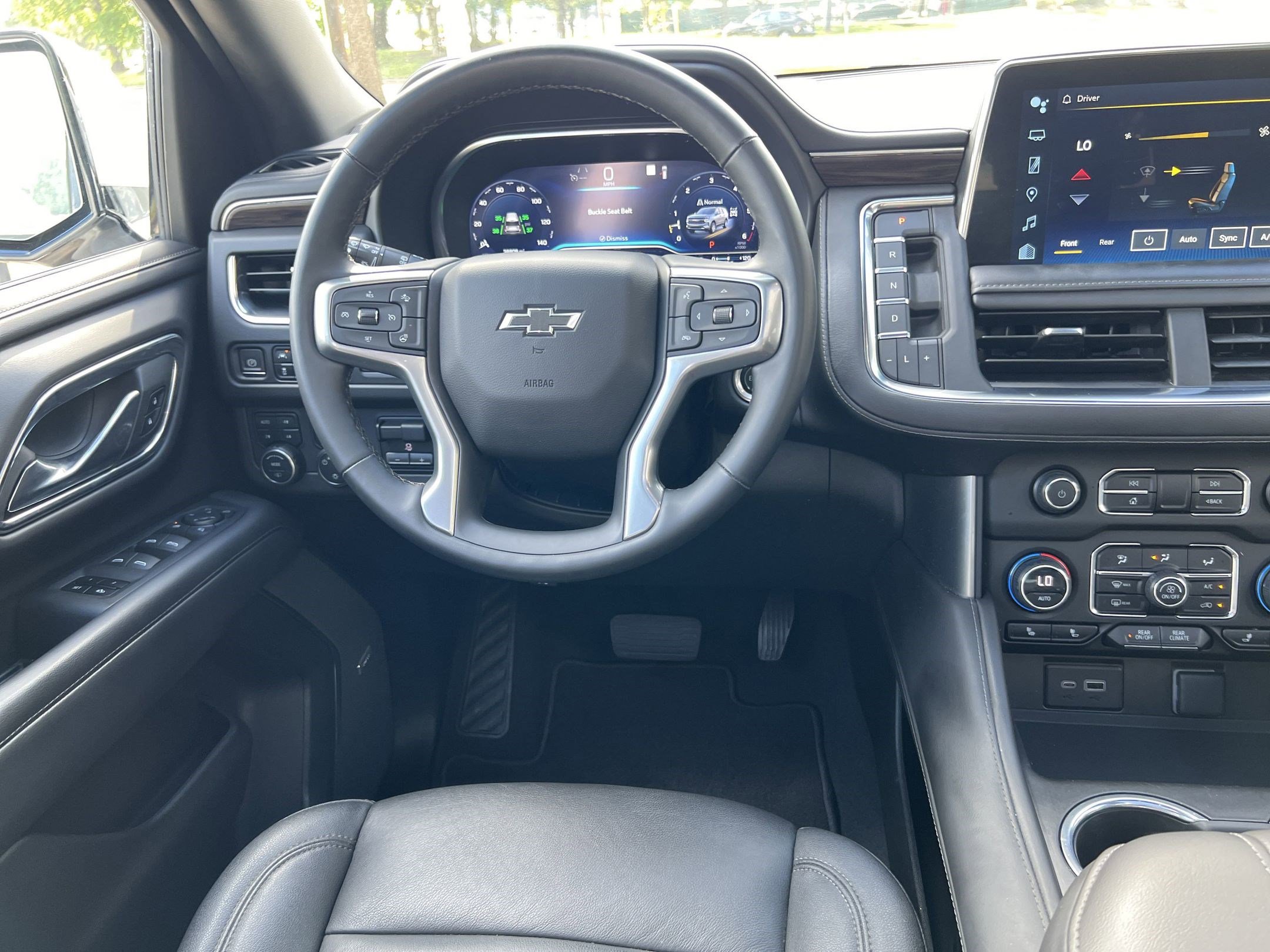 2023 Chevrolet Tahoe Z71 photo 3