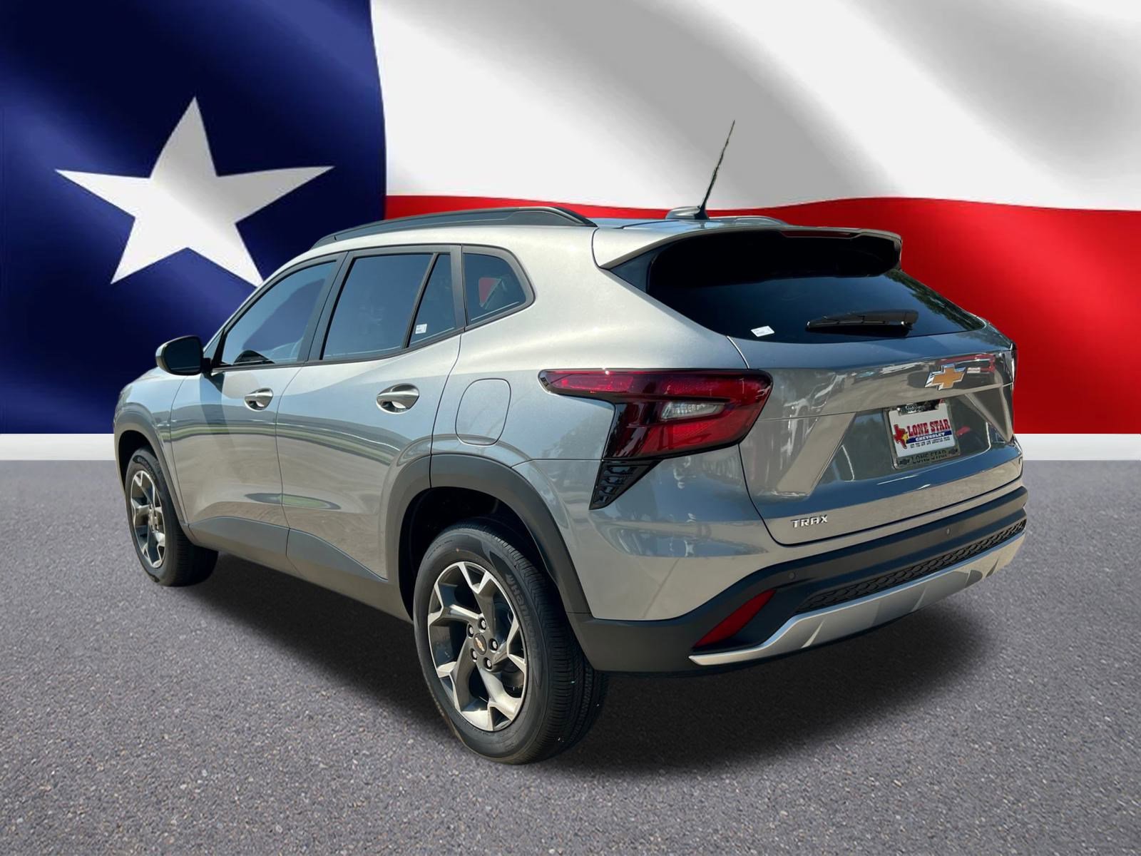 2025 Chevrolet Trax LT photo 3
