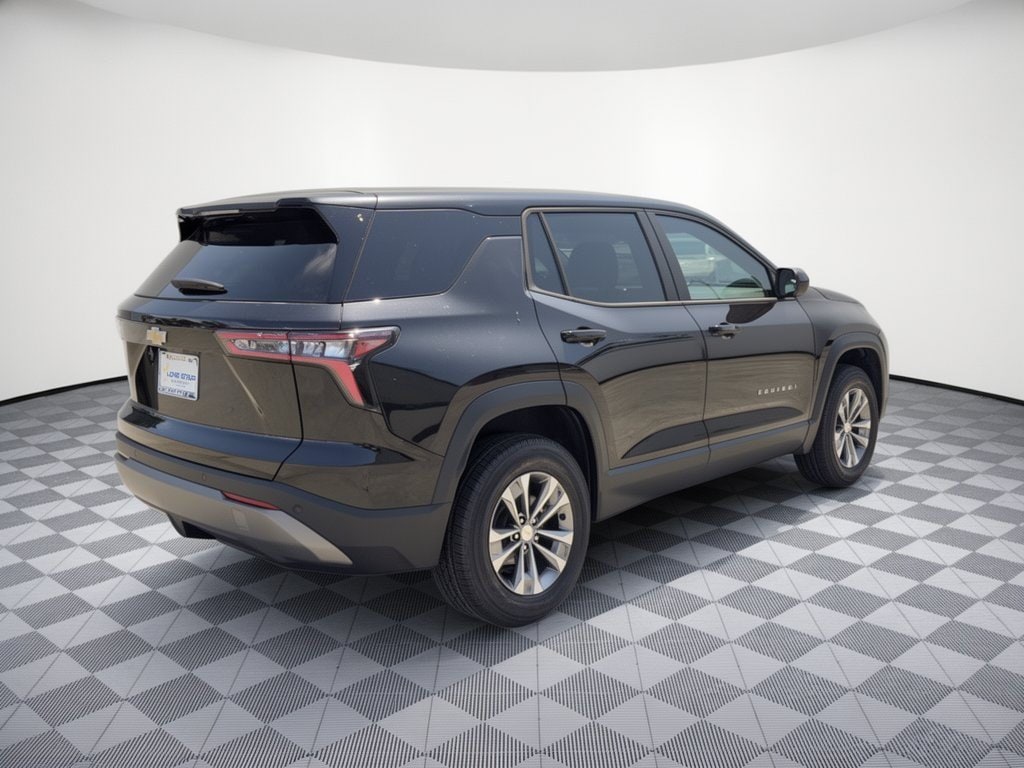 2027 Chevrolet Equinox LT - Photo 9