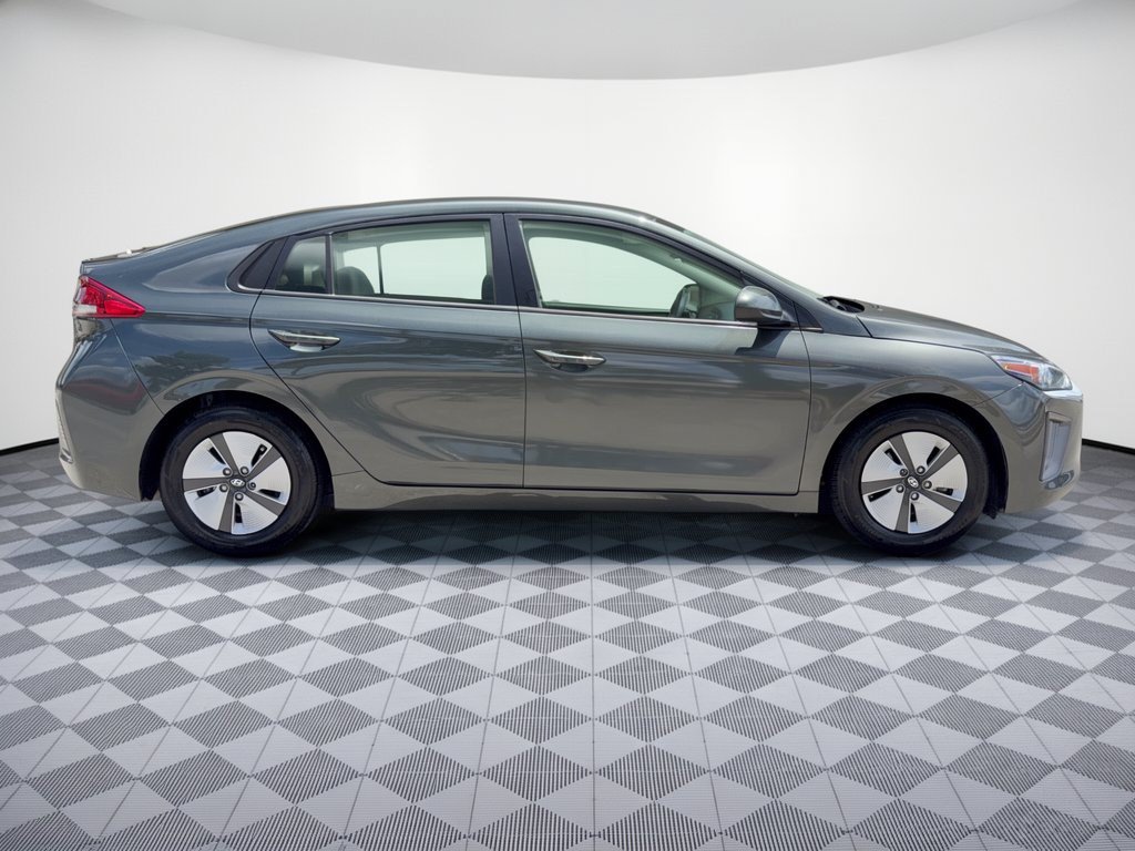 2022 Hyundai IONIQ Hybrid Blue