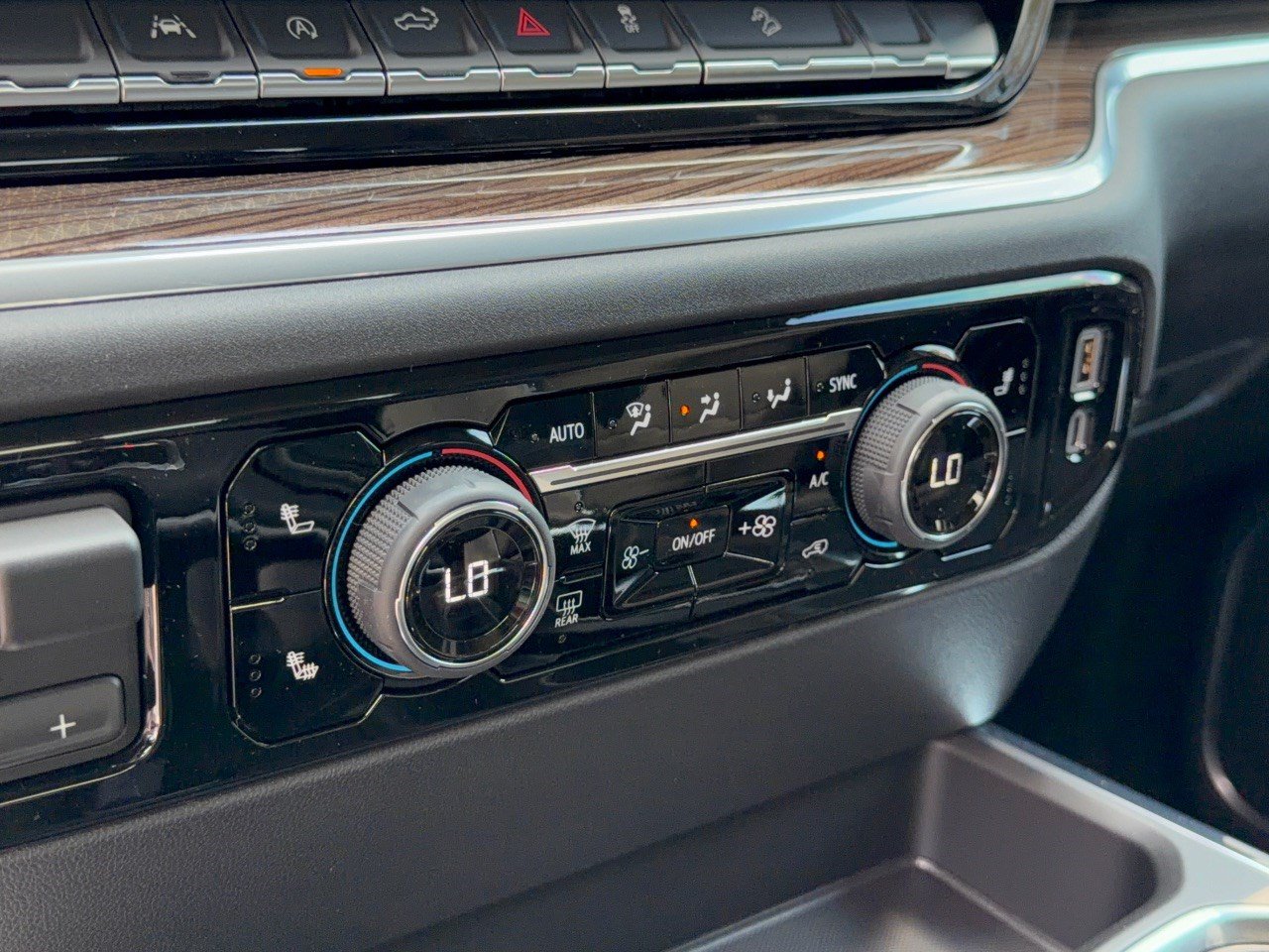2026 Chevrolet Silverado 1500 LT - Photo 22