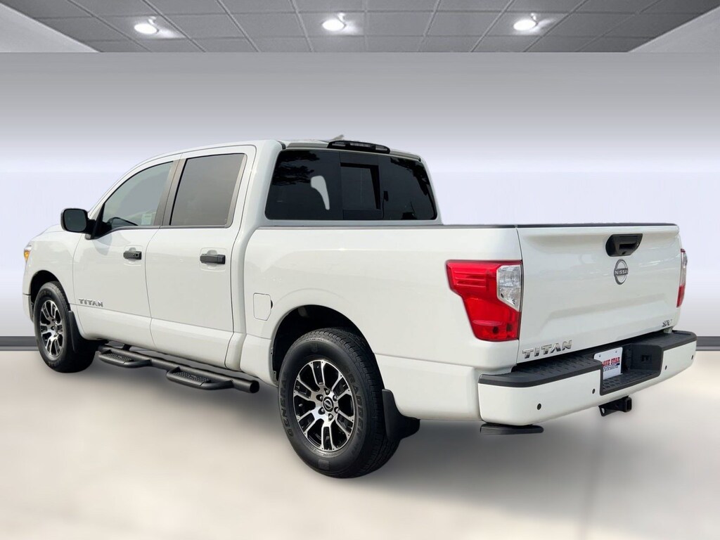 Used 2023 Nissan Titan SV