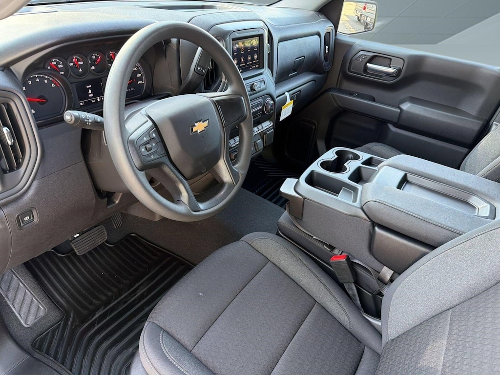 New 2026 Chevrolet Silverado 1500 Custom Truck