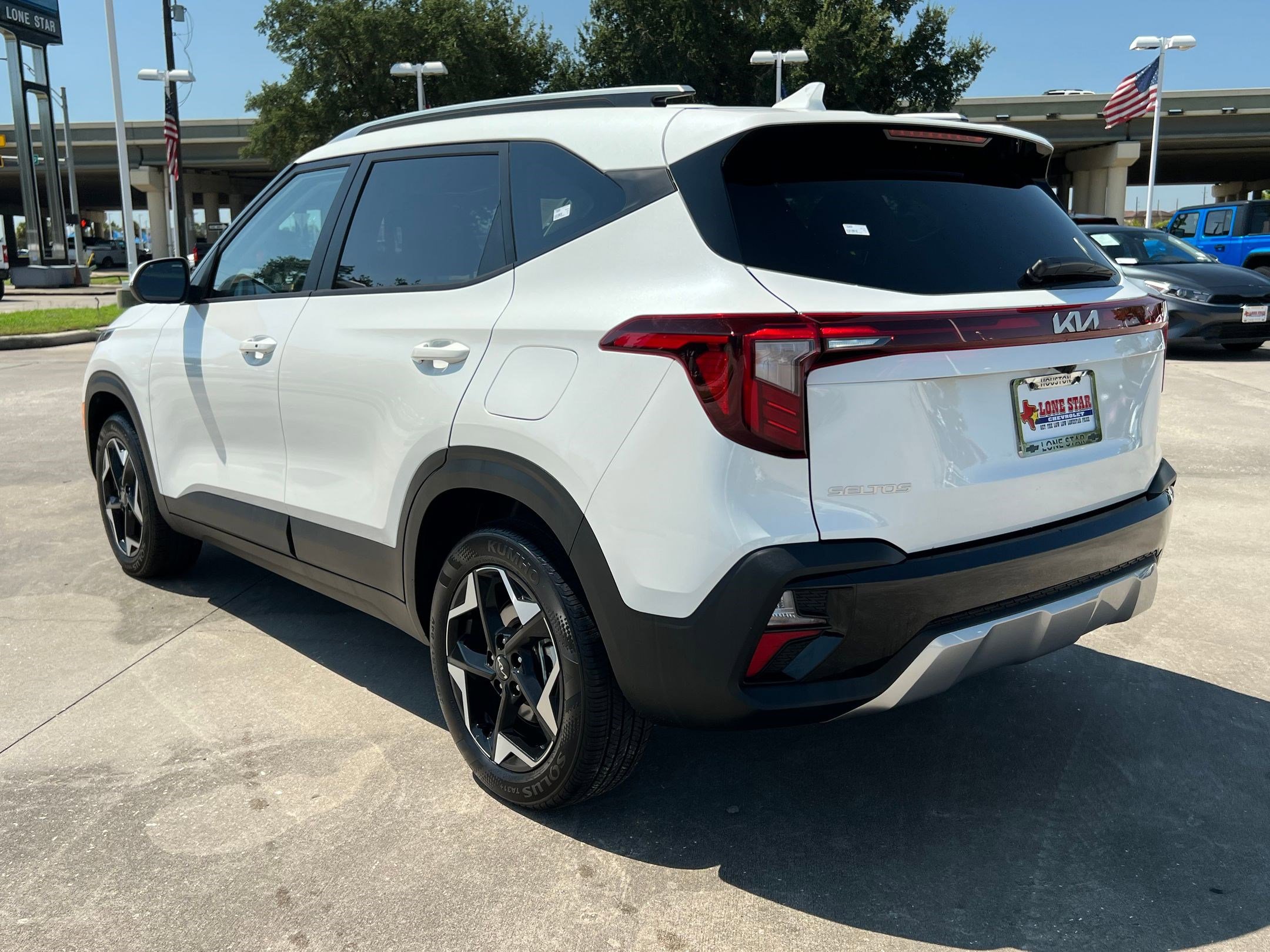 2026 Kia Seltos S photo 3