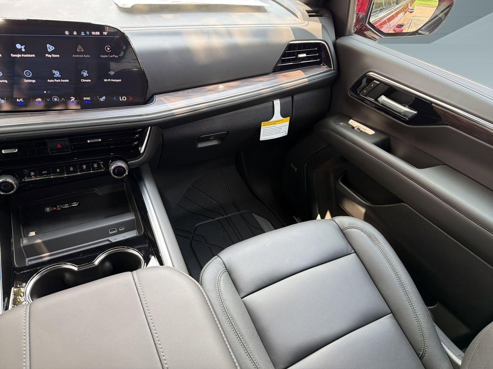 2026 Chevrolet Suburban LT - Photo 29