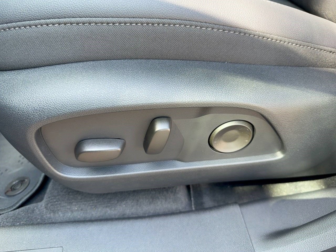 2027 Chevrolet Equinox LT - Photo 15