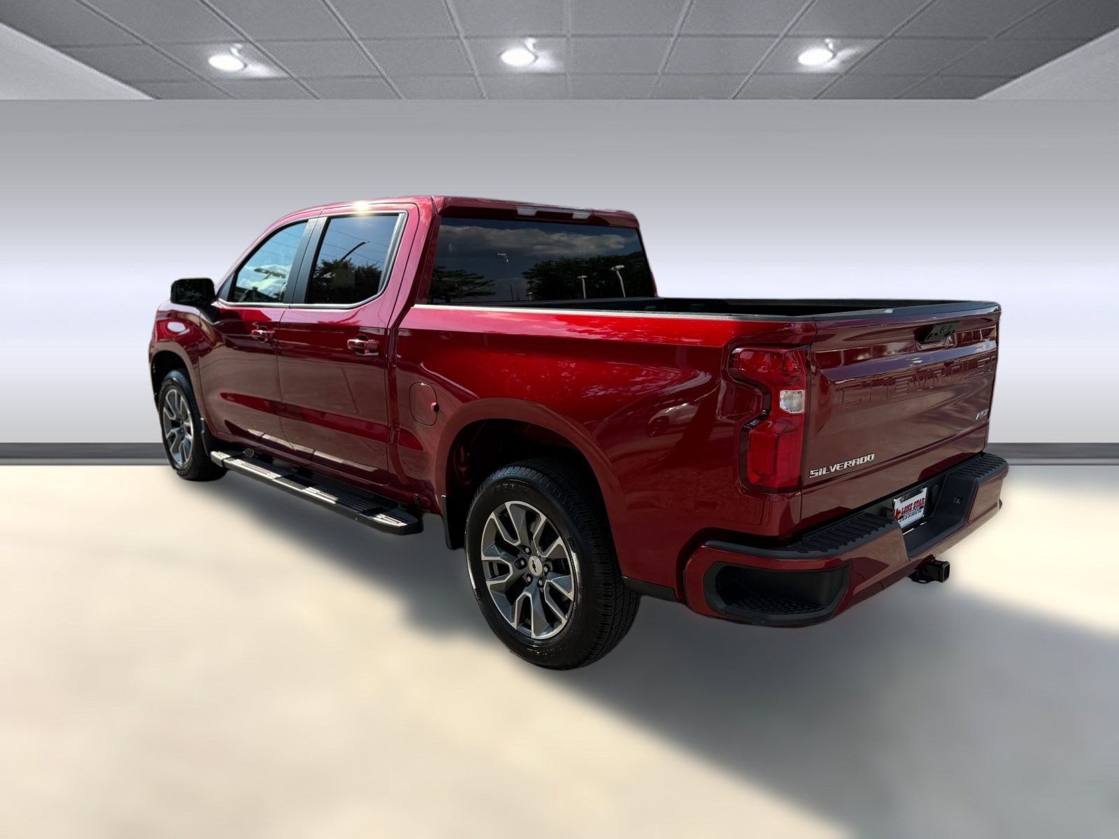 2024 Chevrolet Silverado 1500 RST photo 2