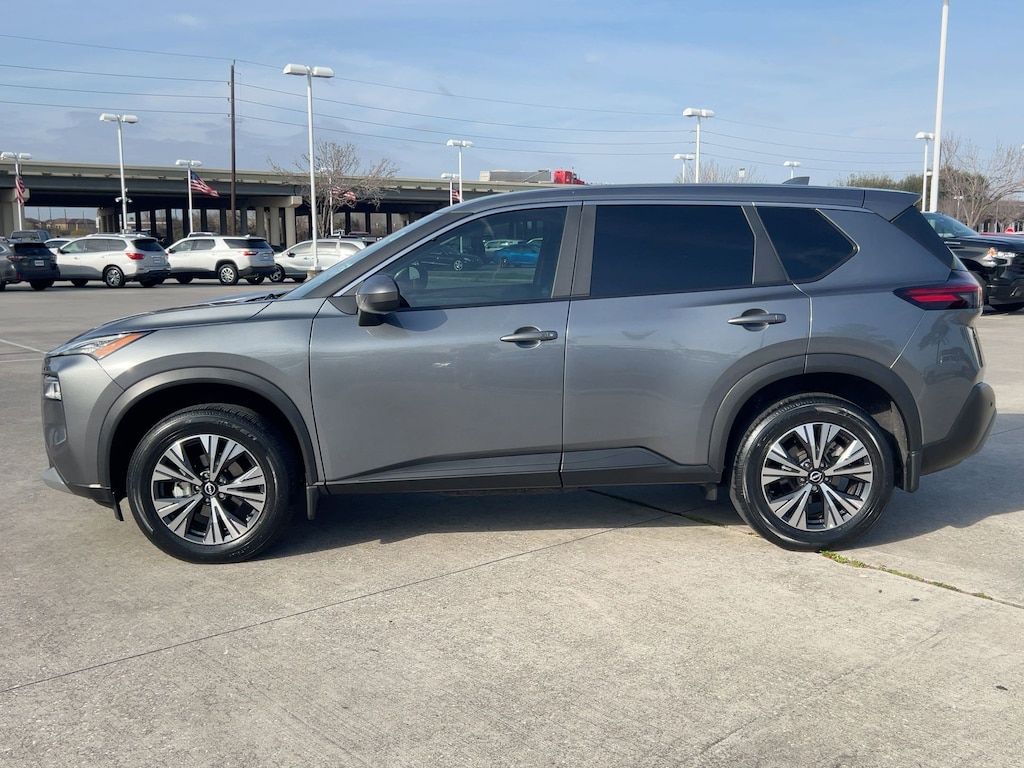 Used 2023 Nissan Rogue SV FWD SUV