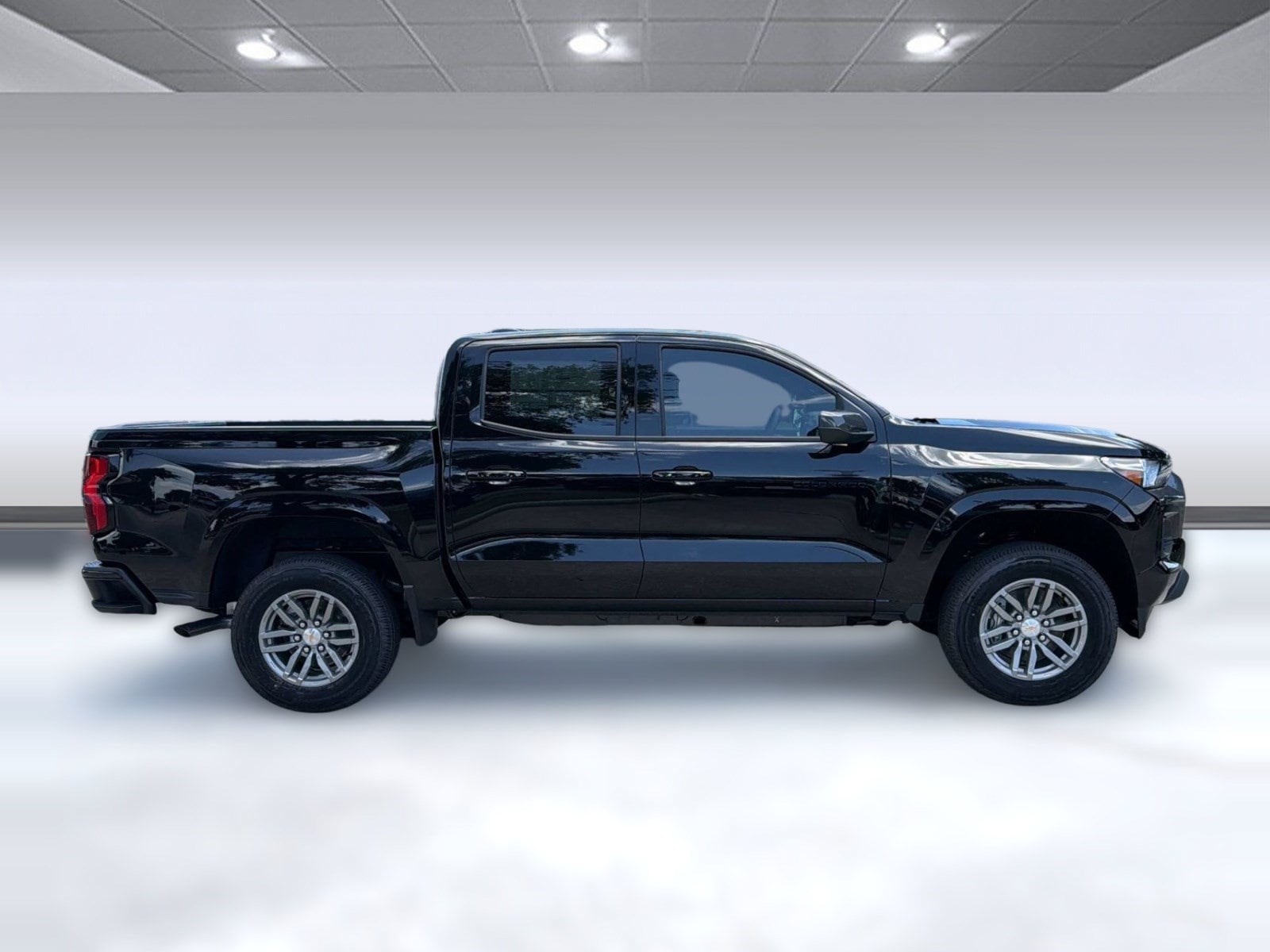 2026 Chevrolet Colorado LT - Photo 8