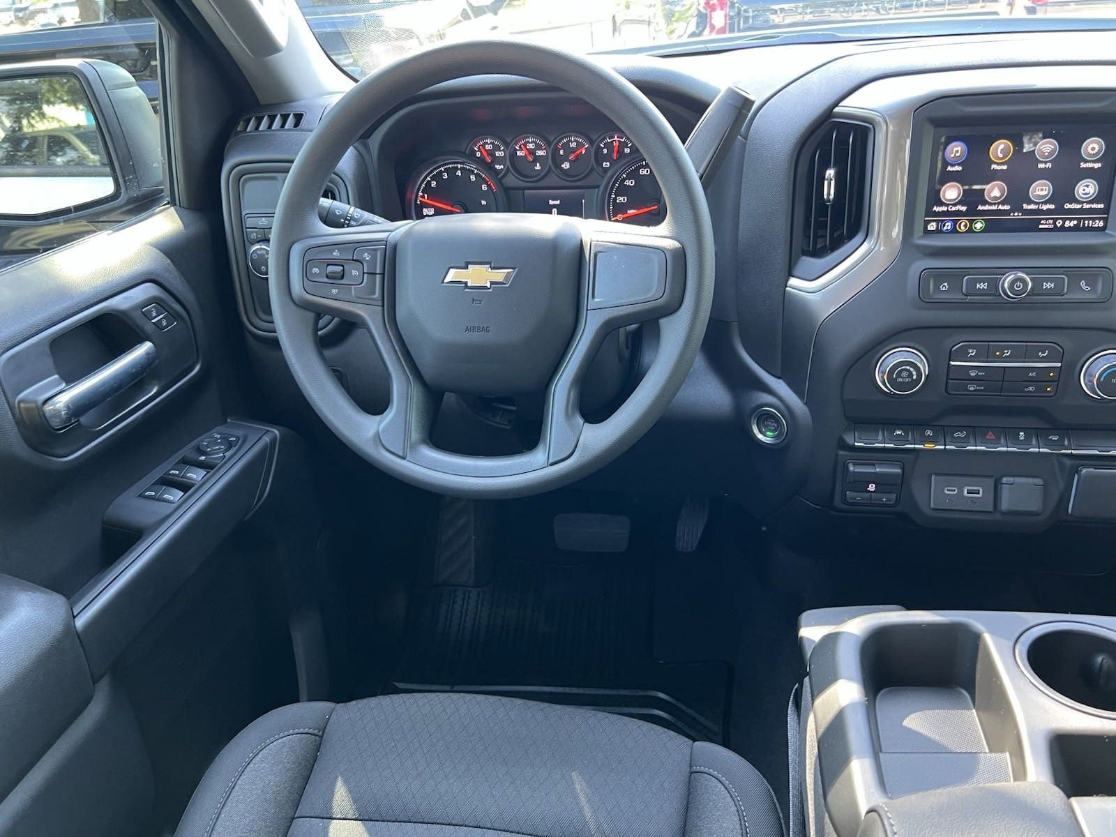 2025 Chevrolet Silverado 1500 Custom photo 4