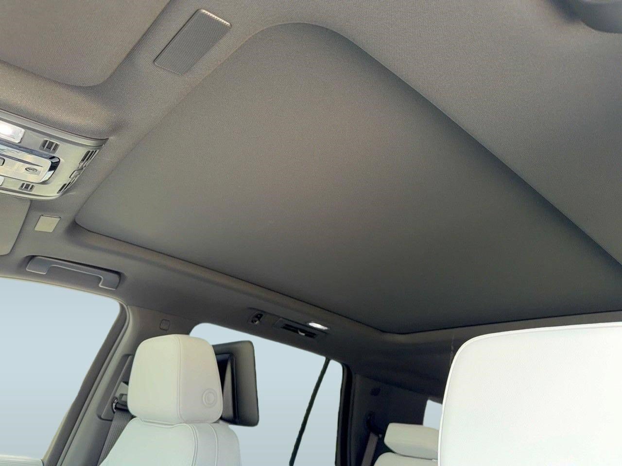2026 Chevrolet Tahoe Premier - Photo 30