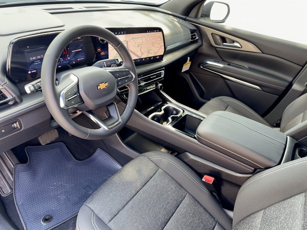 New 2027 Chevrolet Traverse LT SUV