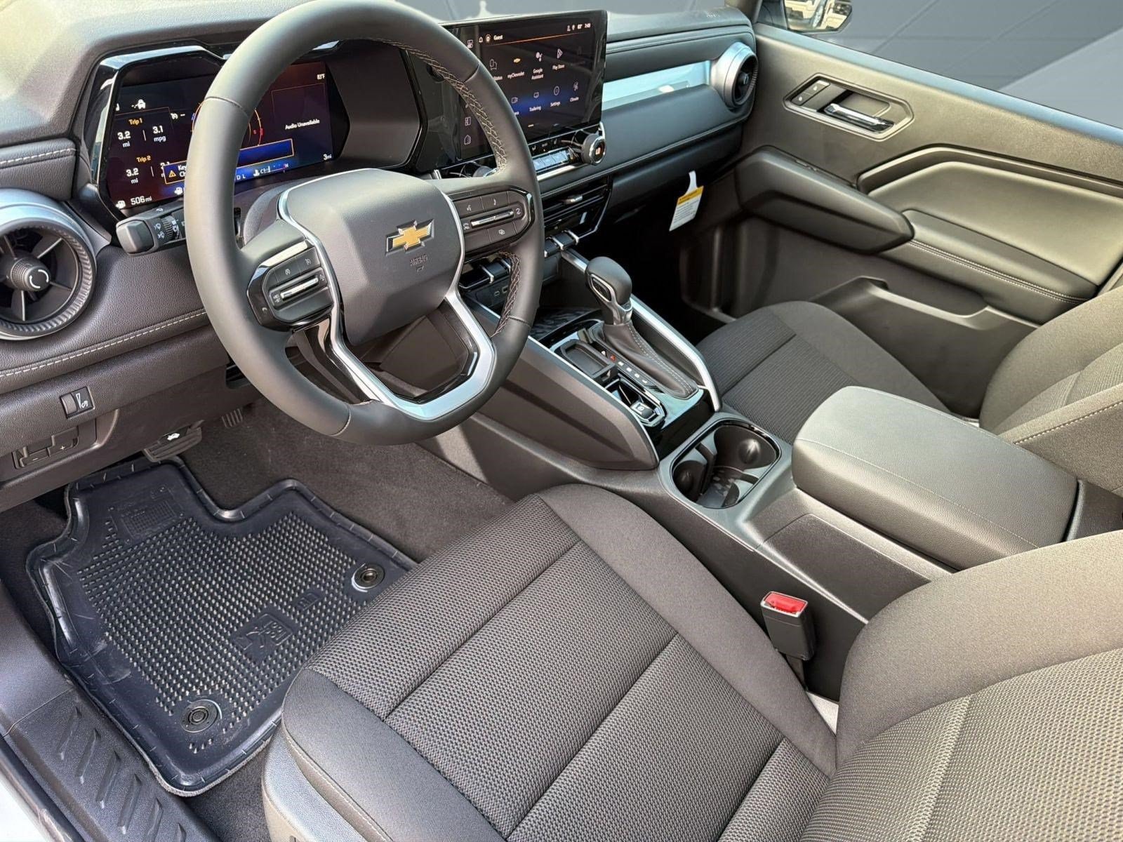 2026 Chevrolet Colorado LT - Photo 4