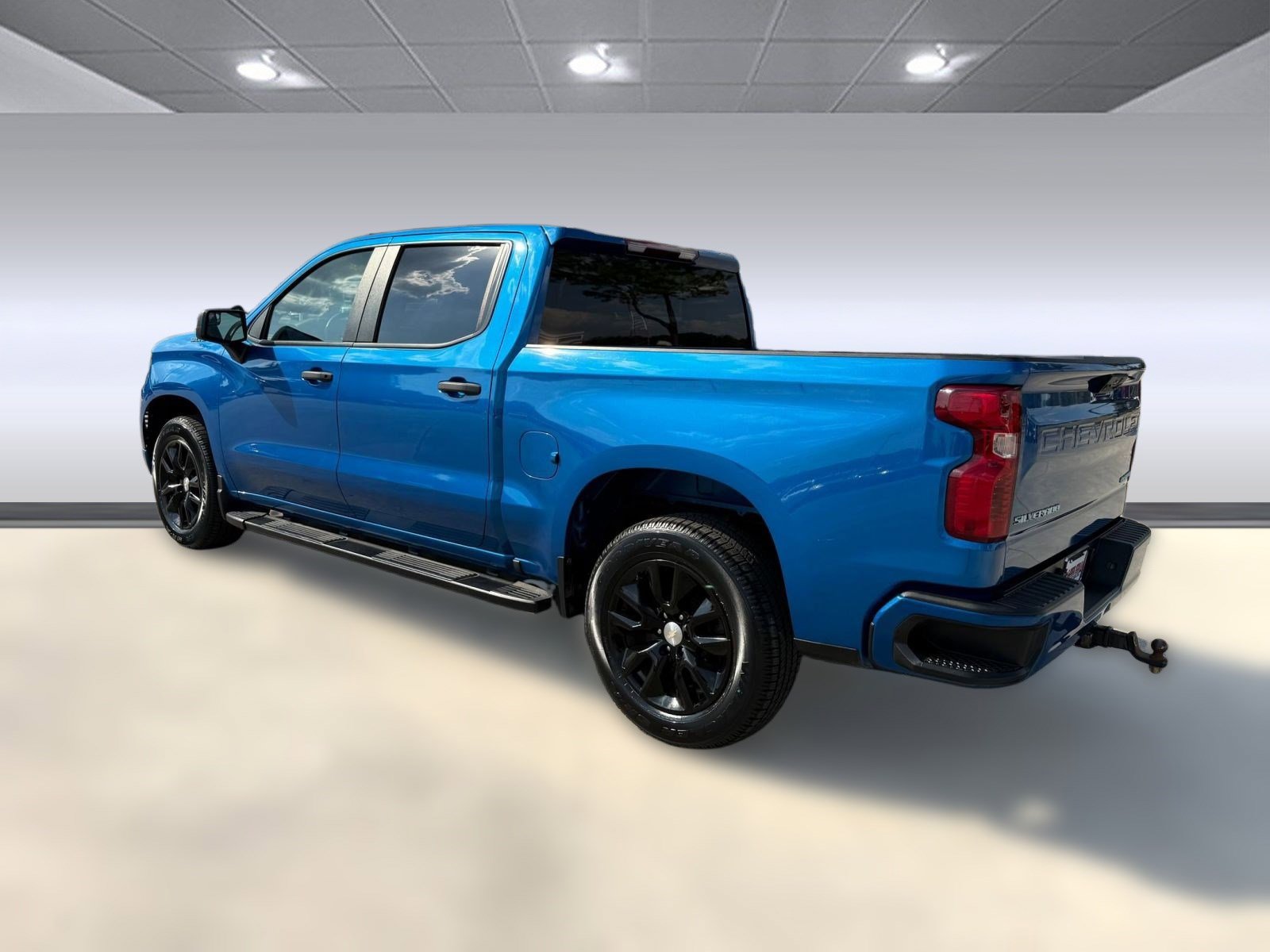 2022 Chevrolet Silverado 1500 Custom photo 3