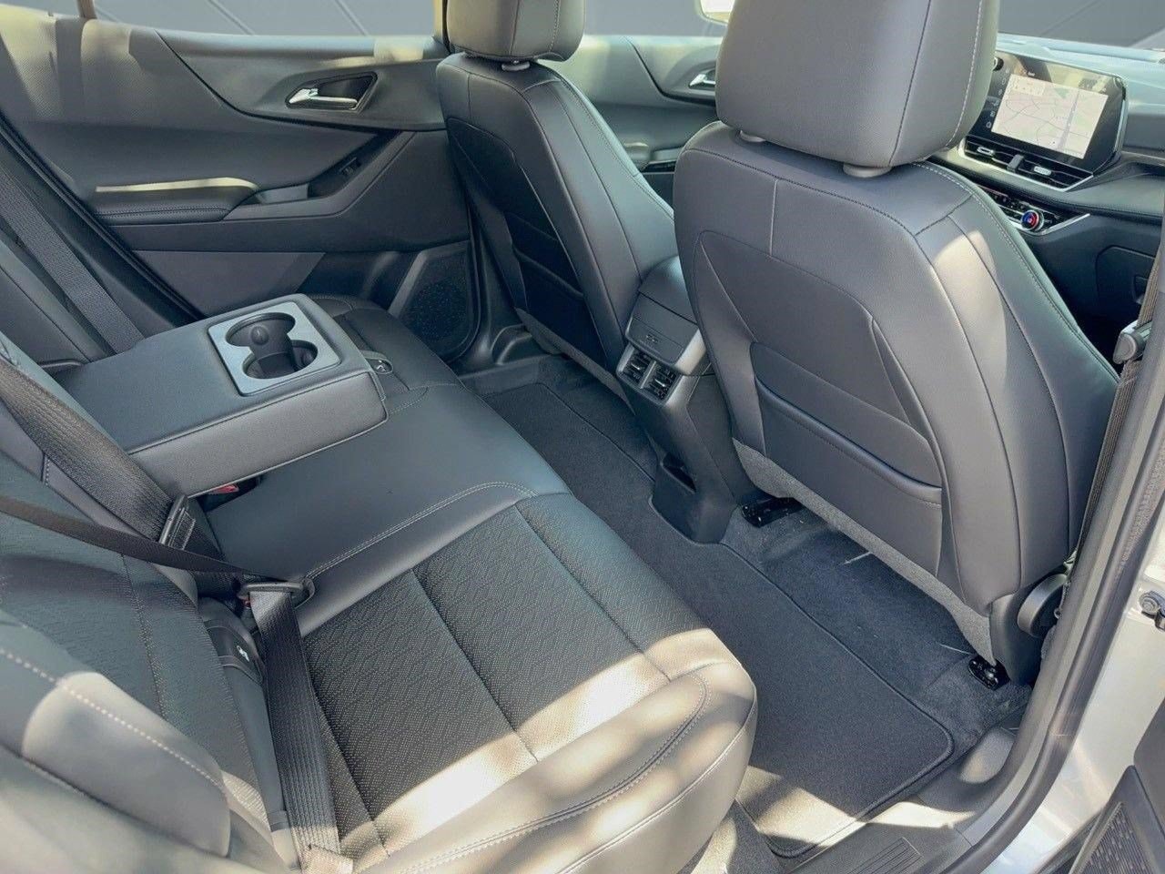 2027 Chevrolet Equinox LT - Photo 30