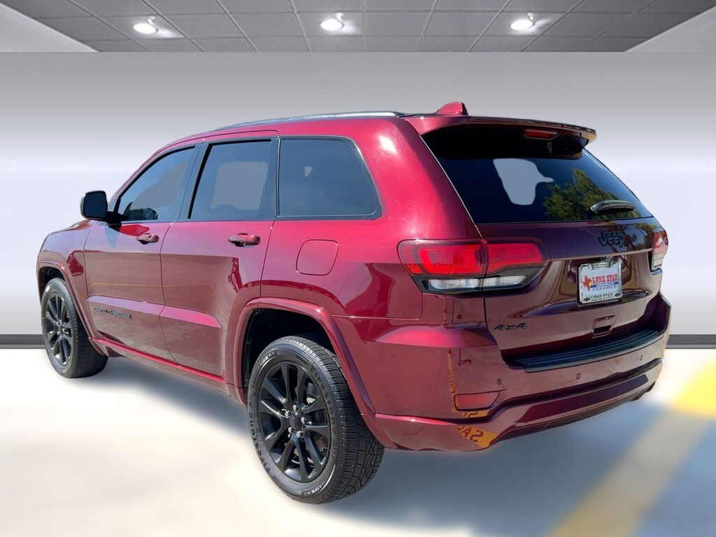 Used 2018 Jeep Grand Cherokee Altitude