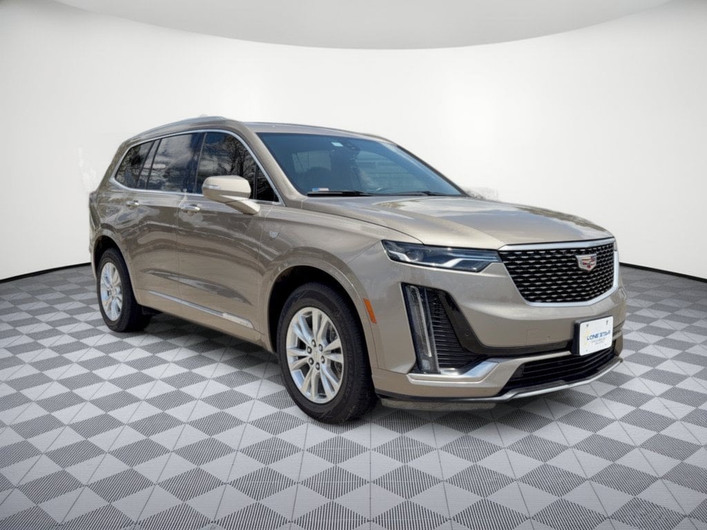 XT6 FWD Luxury SUV
