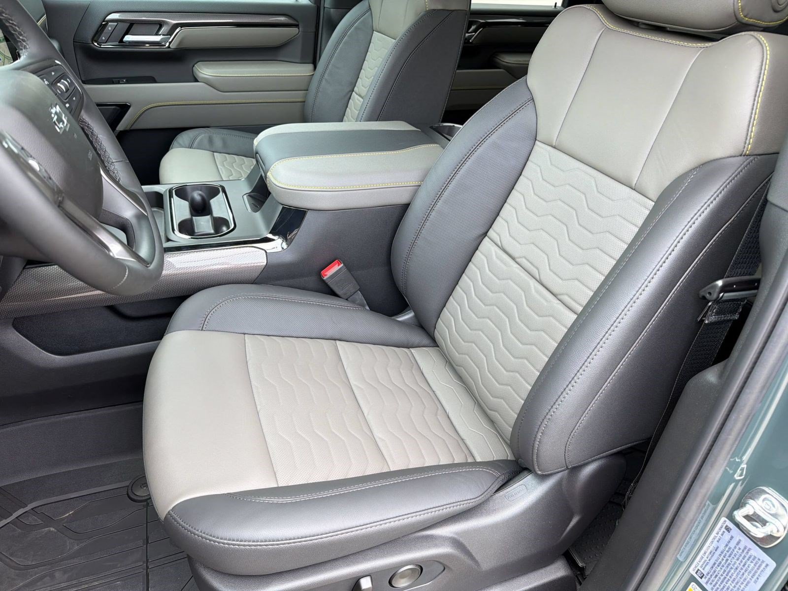 2026 Chevrolet Silverado 2500 HD ZR2 - Photo 23