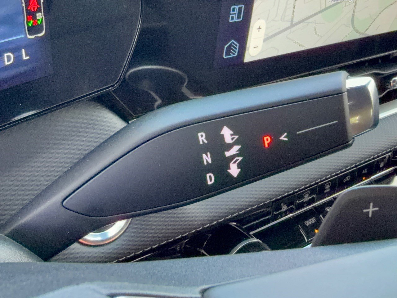 2027 Chevrolet Equinox LT - Photo 21