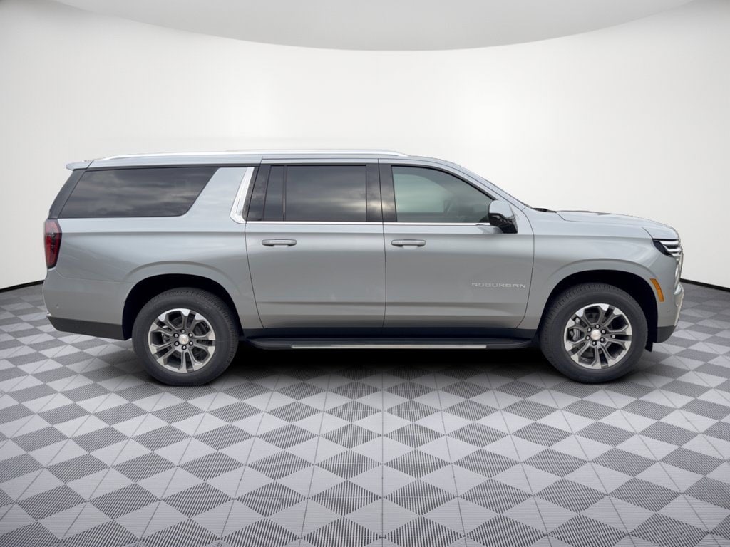 2026 Chevrolet Suburban LS - Photo 8