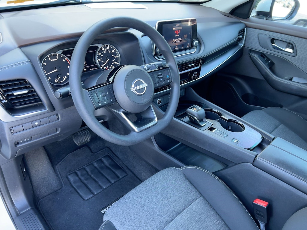 Used 2022 Nissan Rogue SV