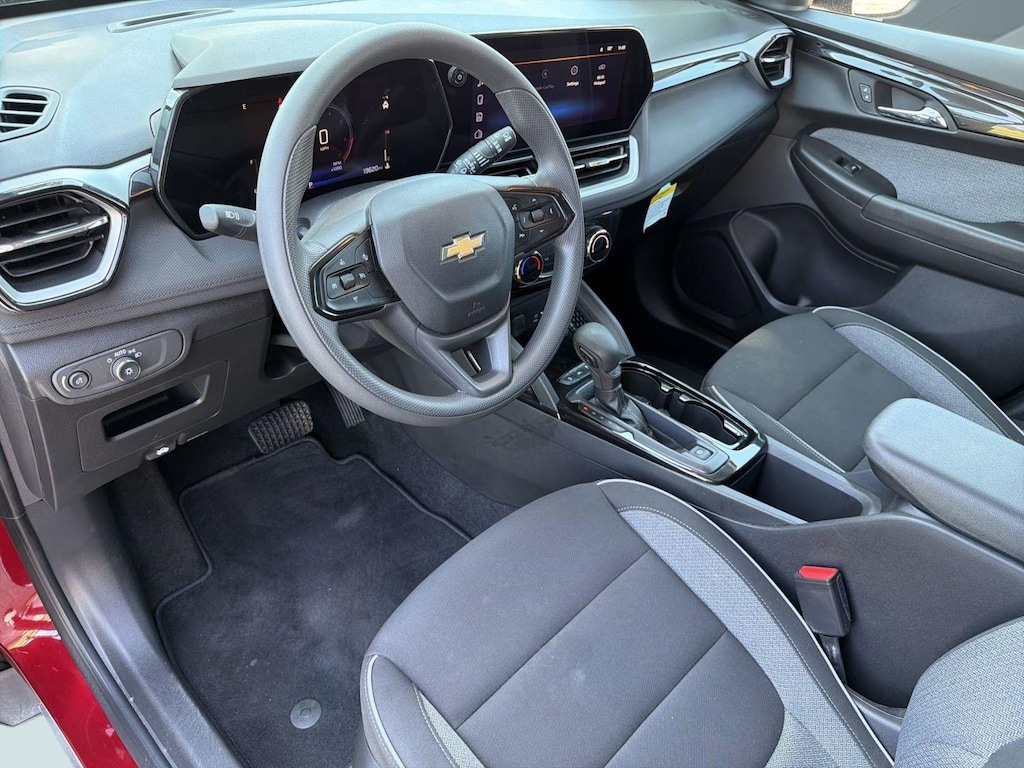 Used 2024 Chevrolet Trailblazer LT SUV