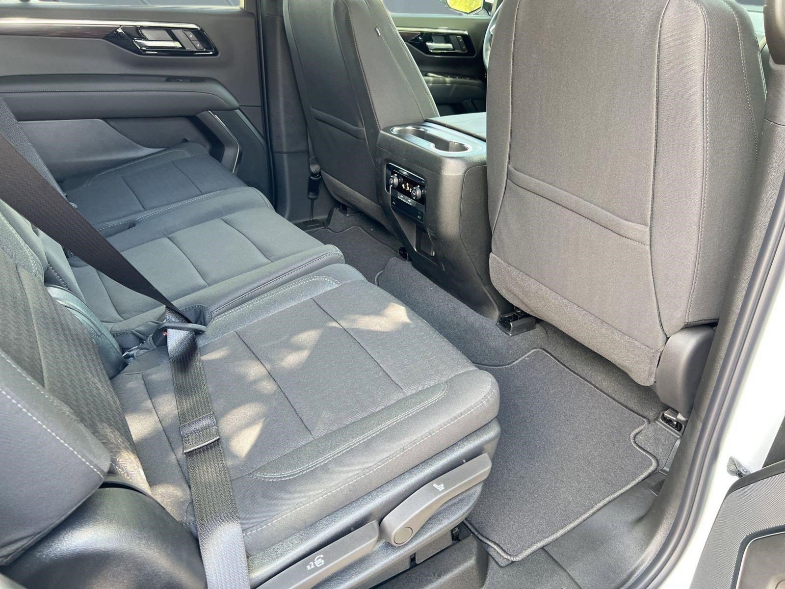 2026 Chevrolet Tahoe LS - Photo 29