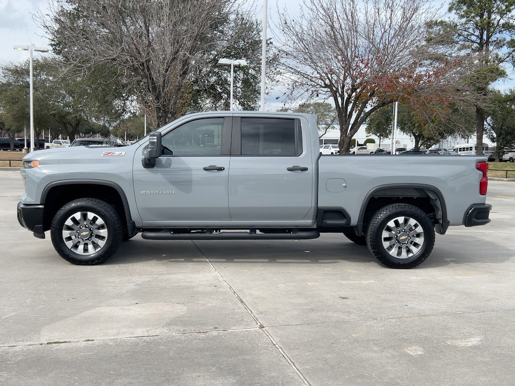 Used 2025 Chevrolet Silverado 2500 HD Custom Truck