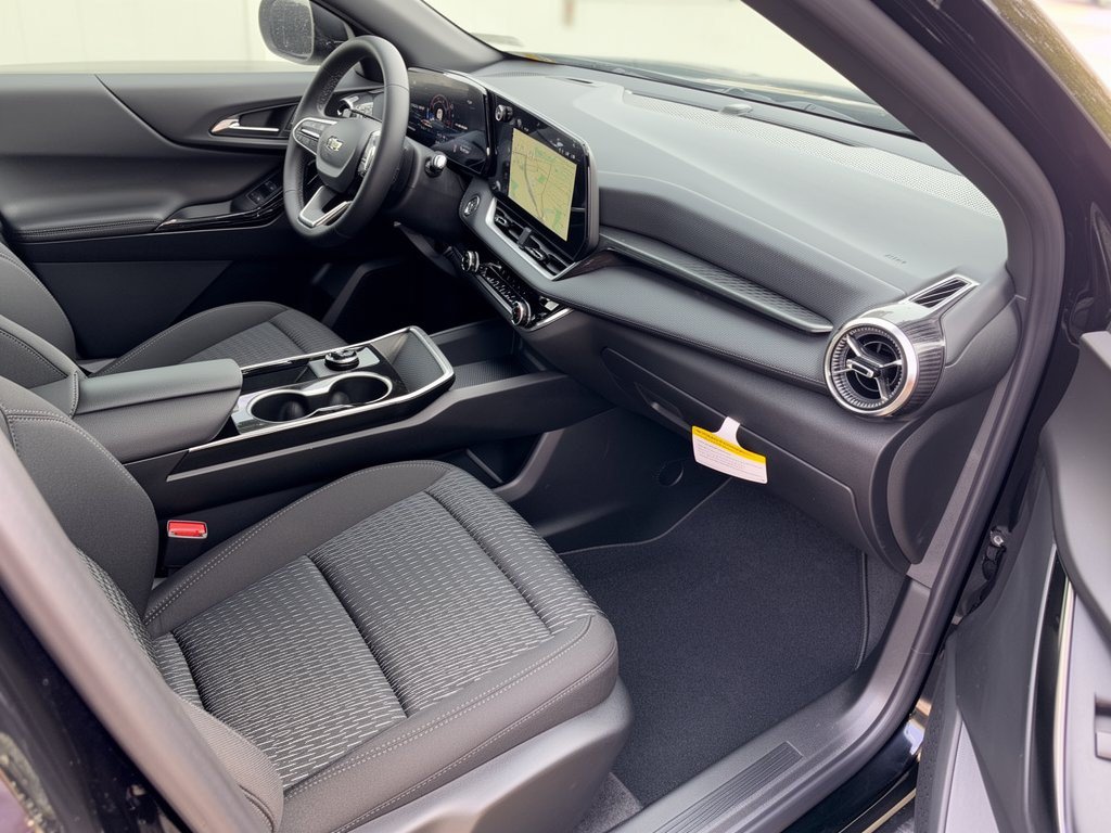 2027 Chevrolet Equinox LT - Photo 30