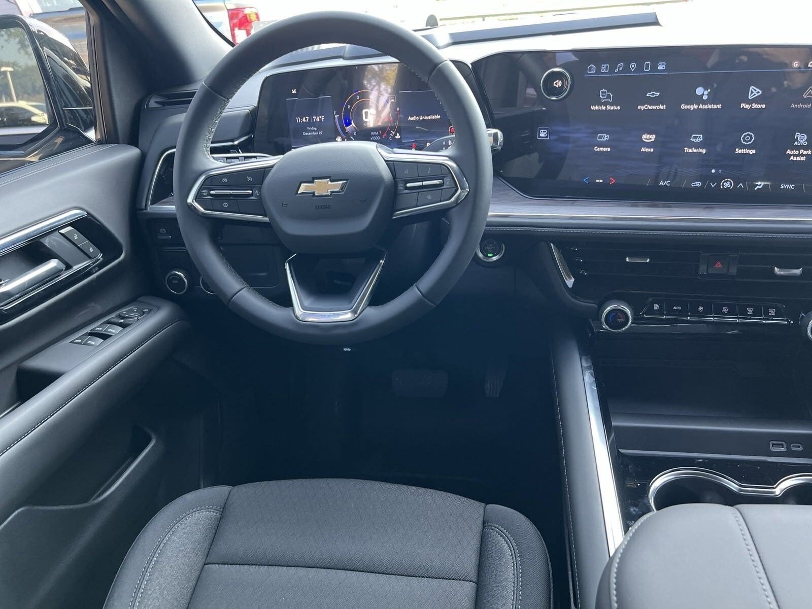 2025 Chevrolet Tahoe LS photo 3