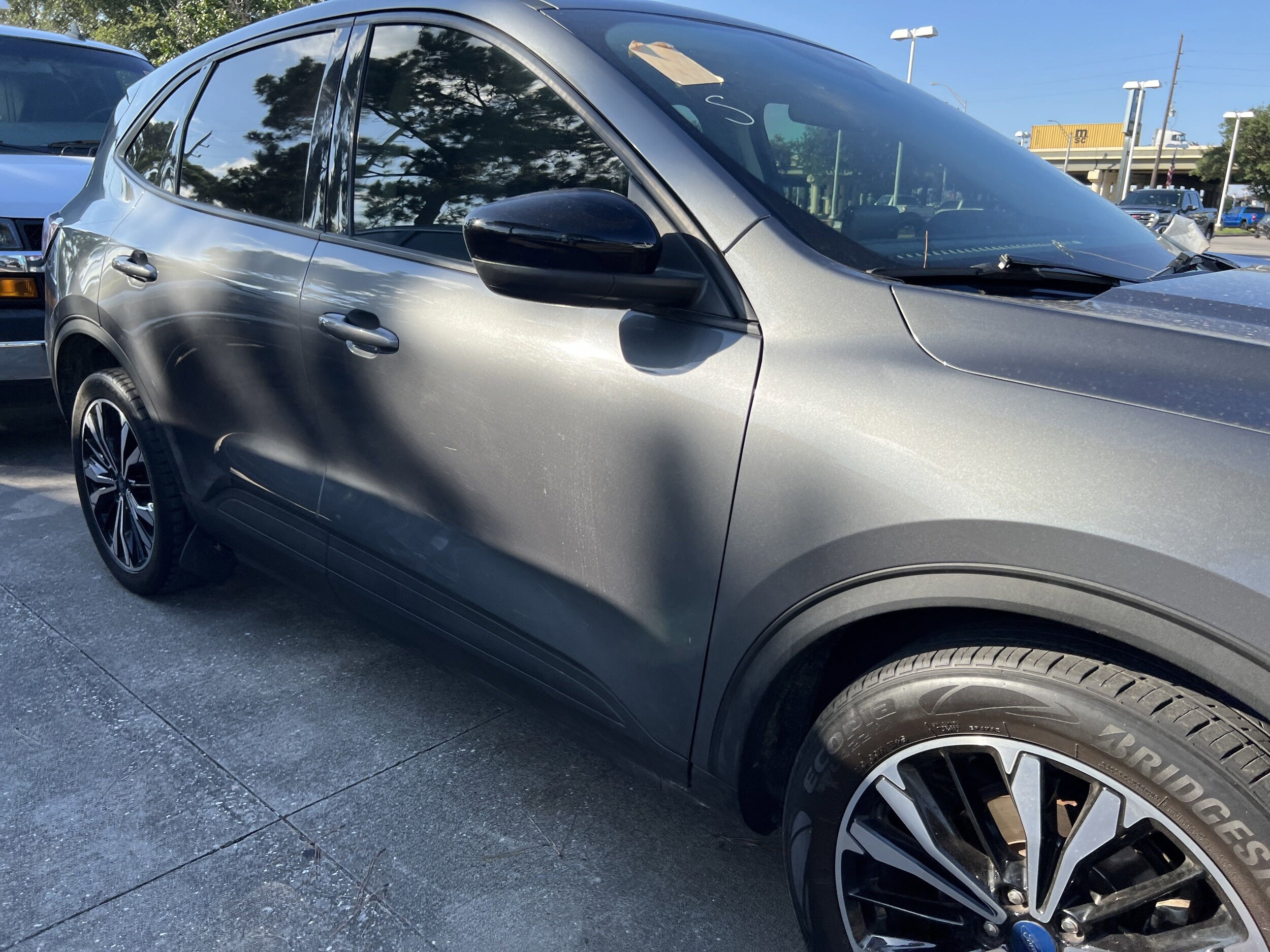 2022 Ford Escape SE photo 4