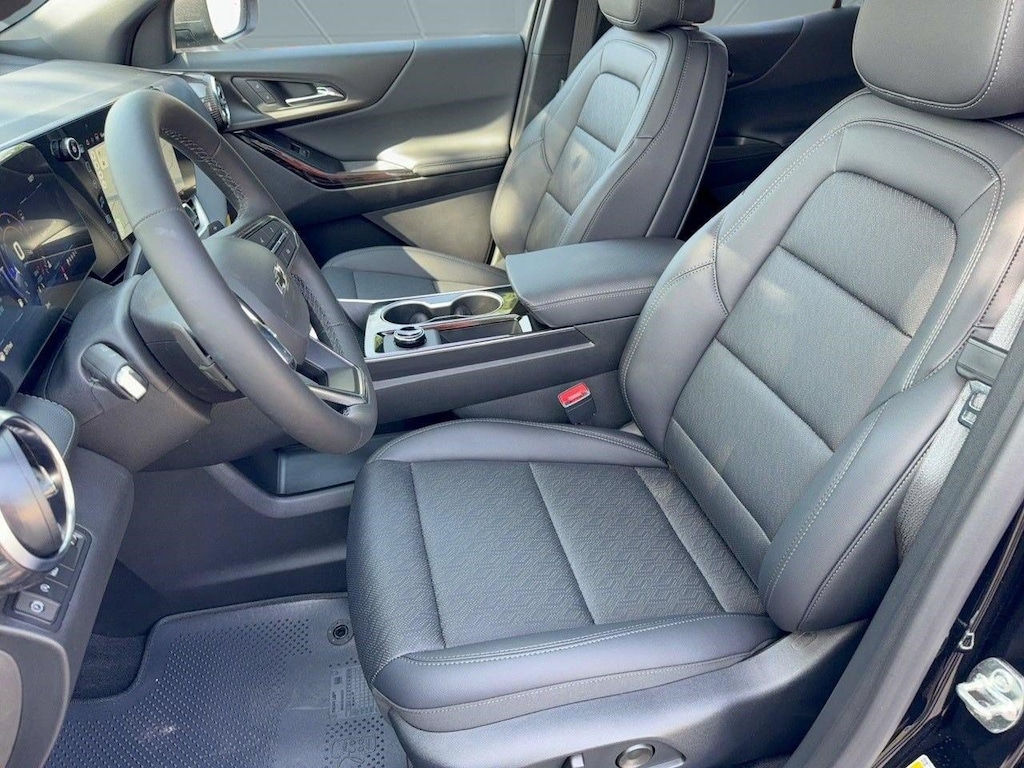 Used 2027 Chevrolet Equinox LT SUV