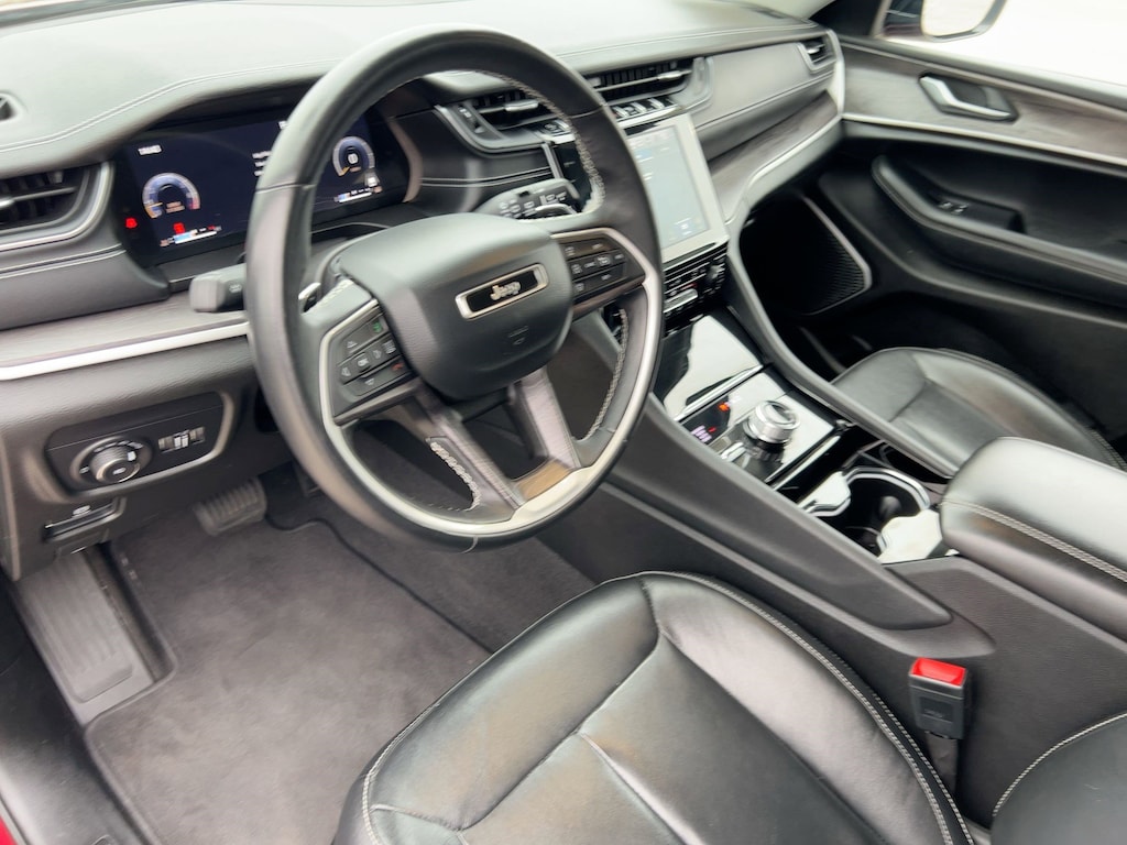 Used 2022 Jeep Grand Cherokee L Limited 4x4 SUV