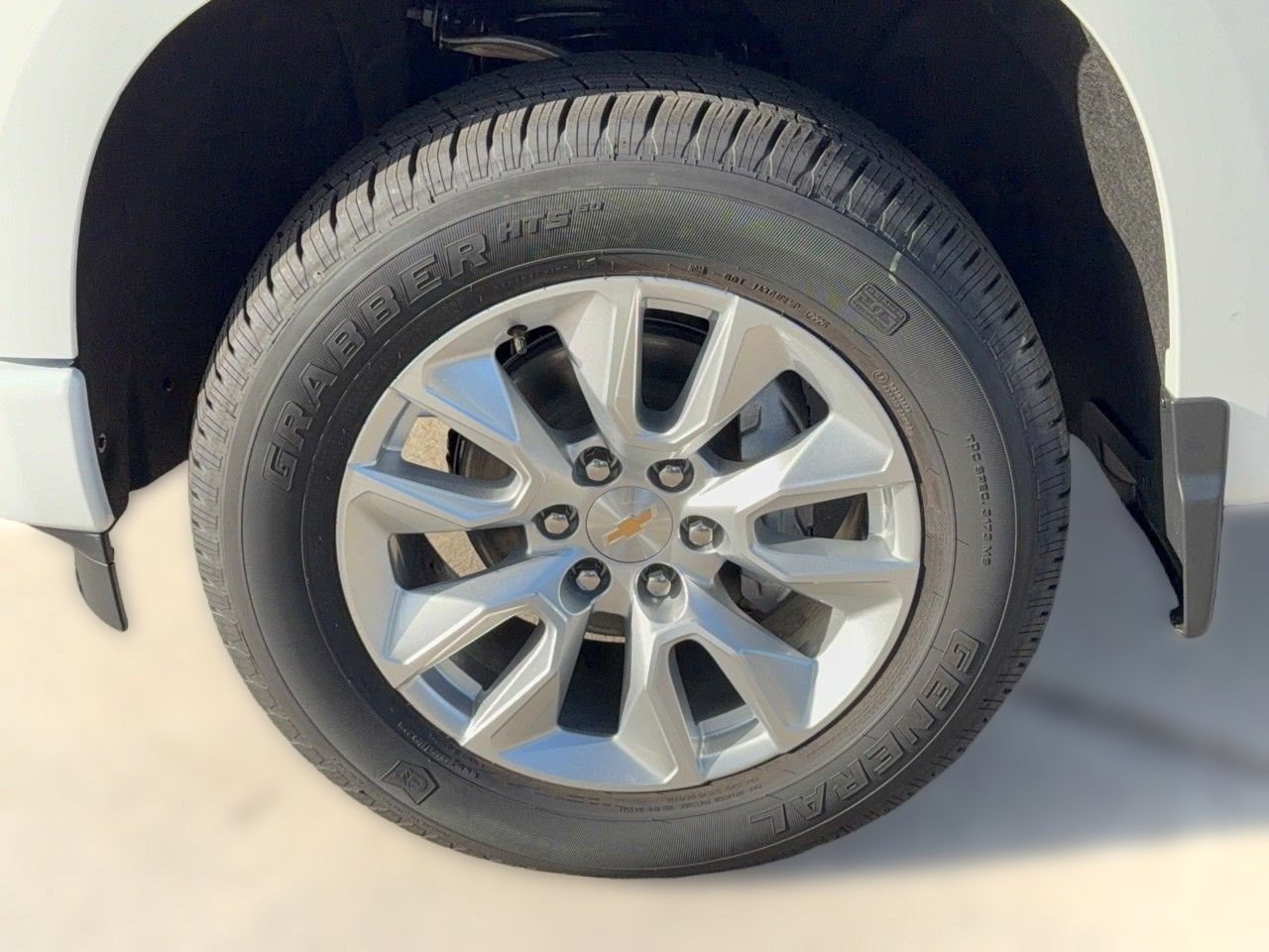 2026 Chevrolet Silverado 1500 Custom - Photo 13