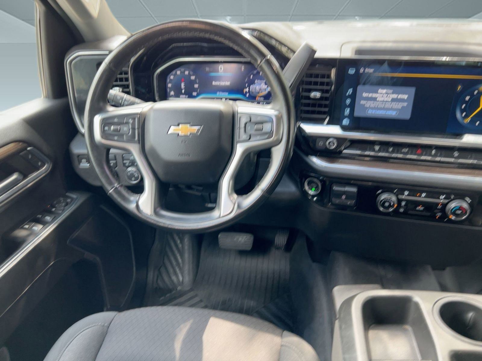 2024 Chevrolet Silverado 2500HD LT photo 4