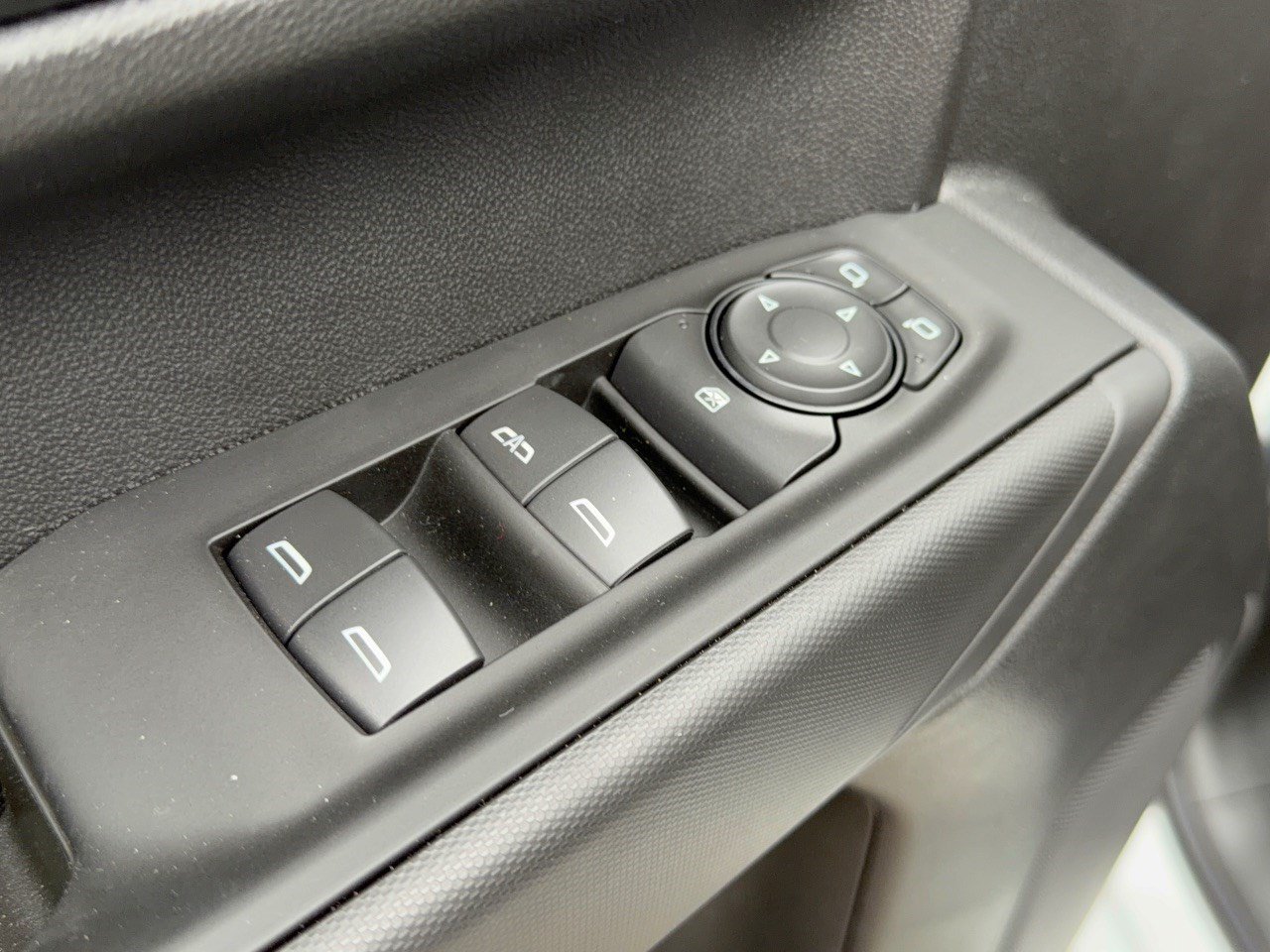 2026 Chevrolet Silverado 1500 Custom Trail Boss - Photo 15
