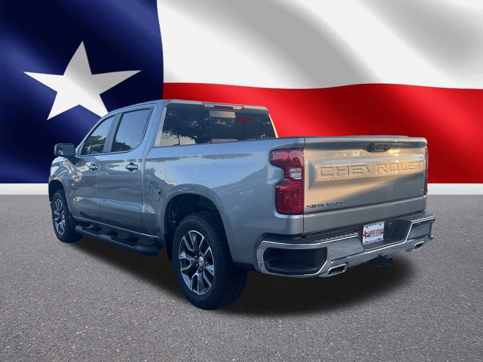 2025 Chevrolet Silverado 1500 LT photo 2