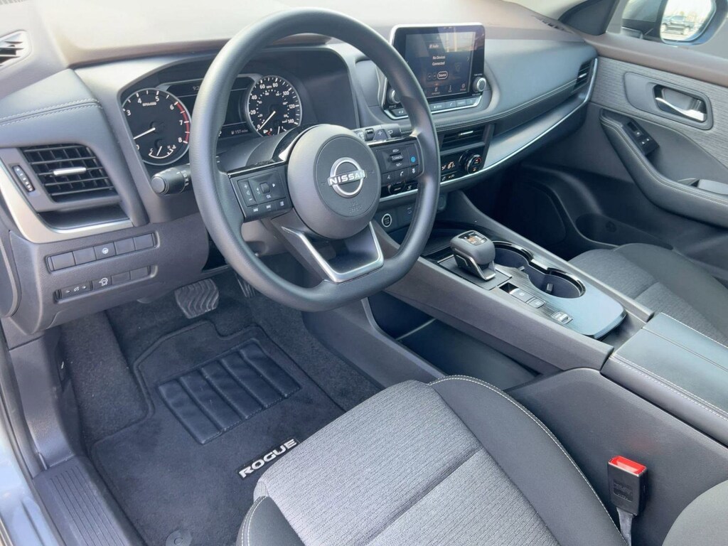 Used 2023 Nissan Rogue SV FWD SUV