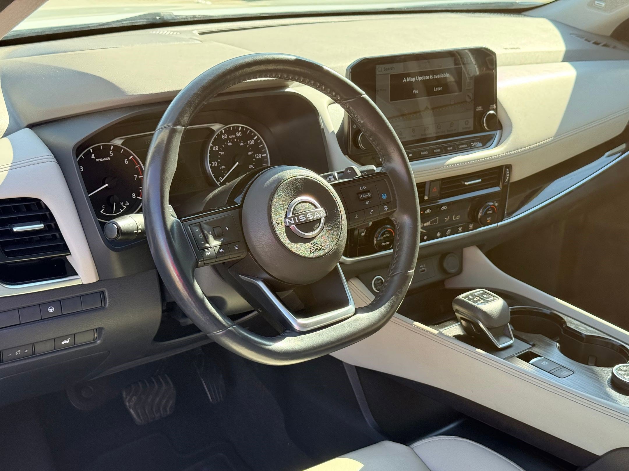 2023 Nissan Rogue SL photo 4