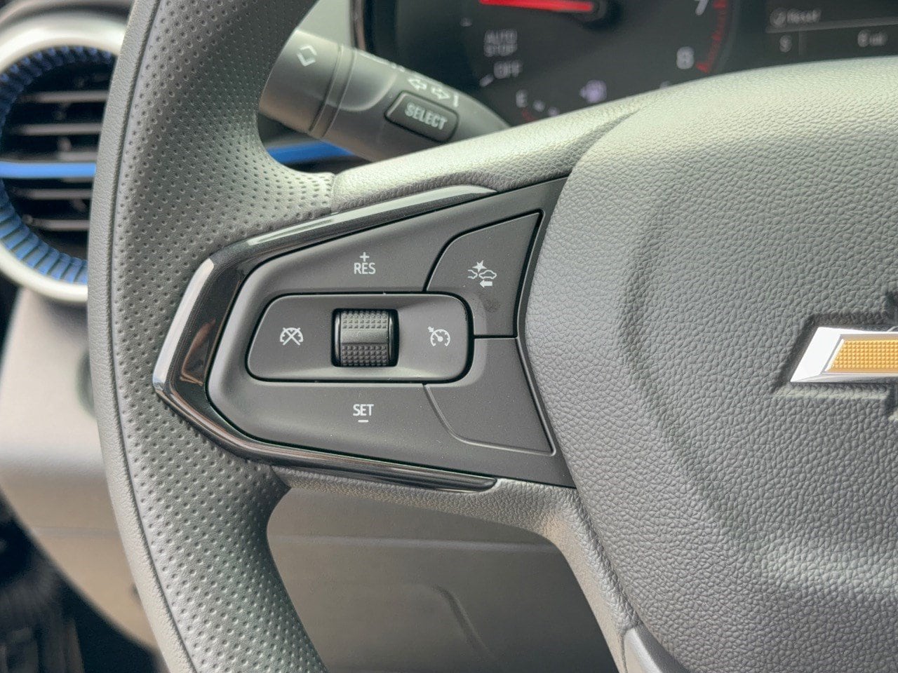 2026 Chevrolet Trax LS - Photo 18