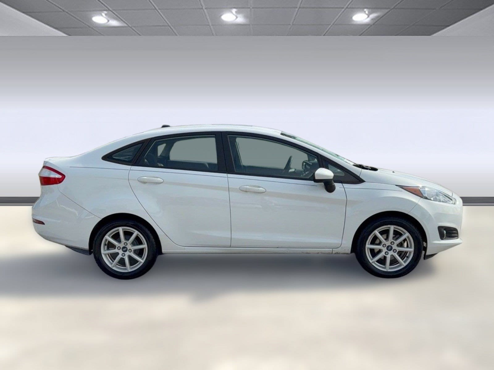 Fiesta SE Sedan