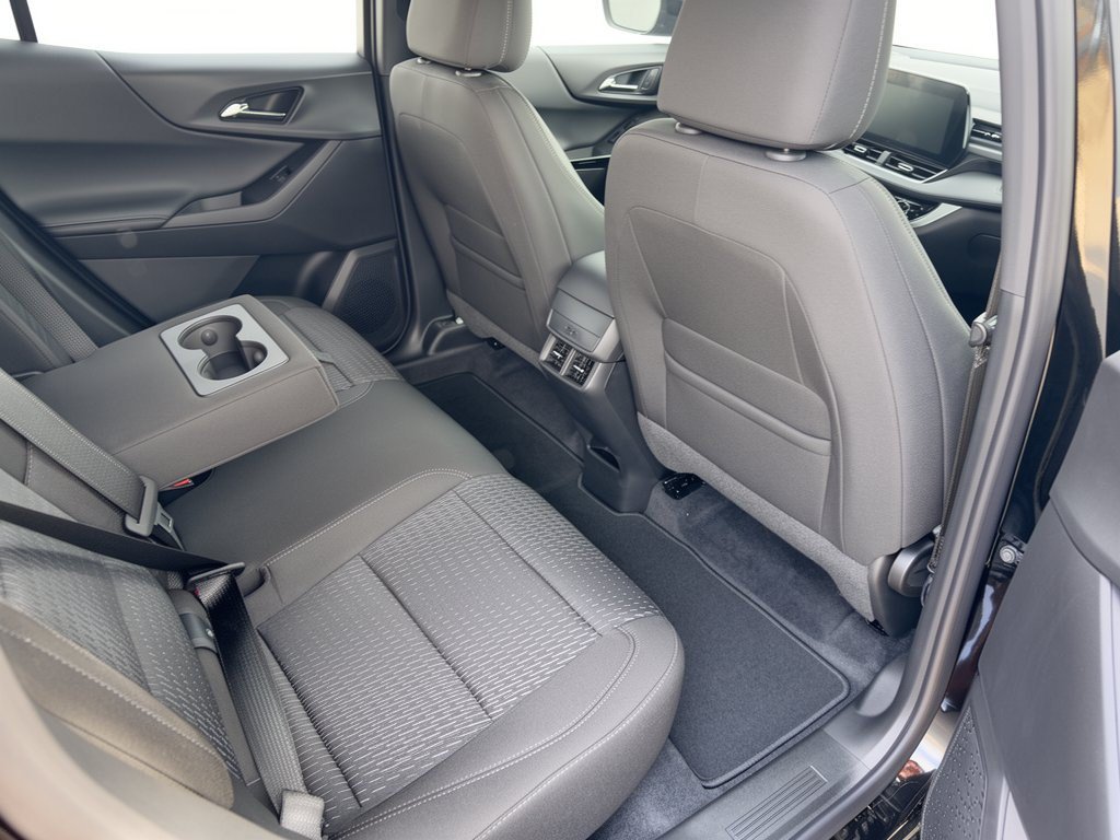 2027 Chevrolet Equinox LT - Photo 29