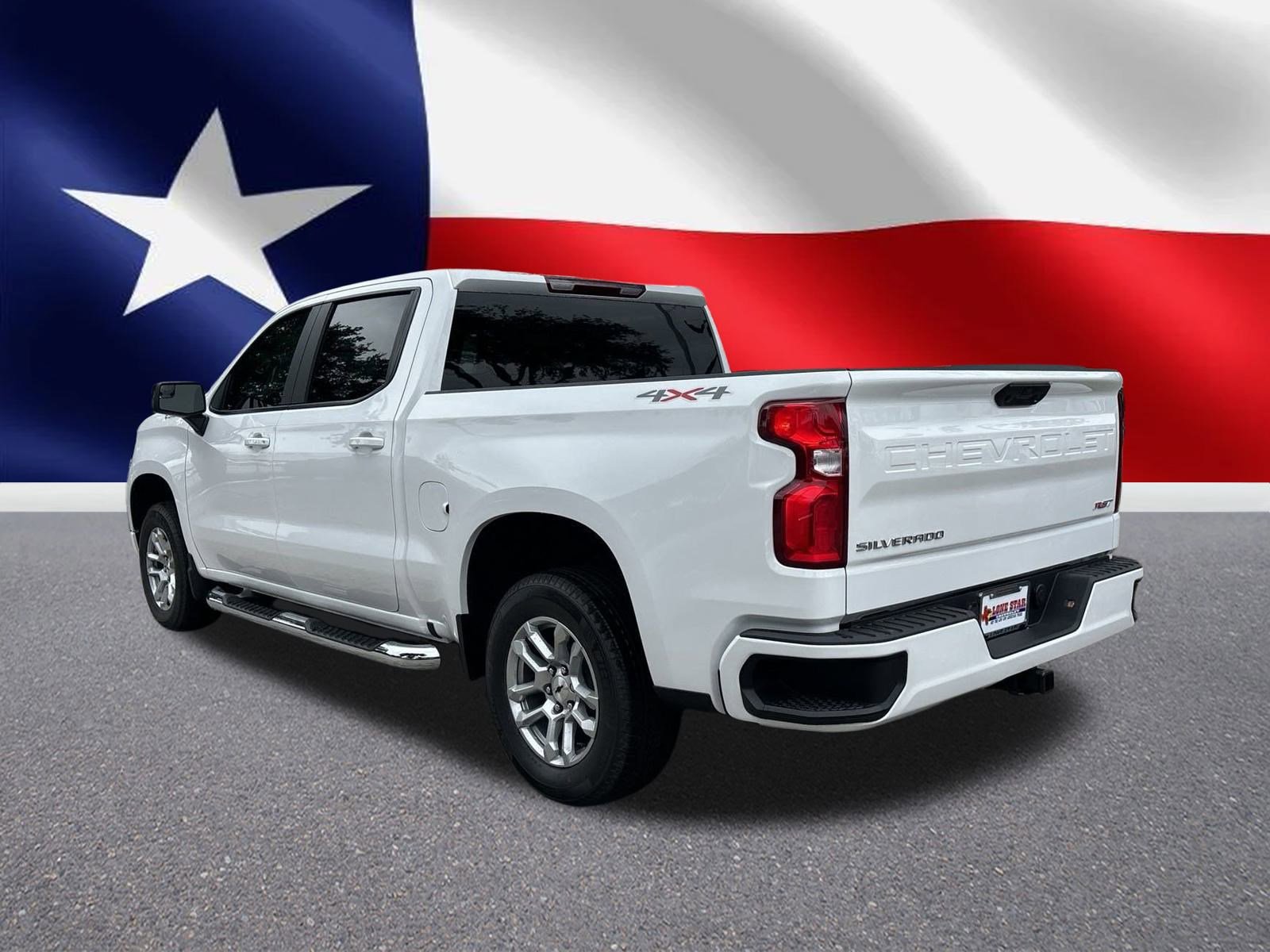 2025 Chevrolet Silverado 1500 RST photo 3