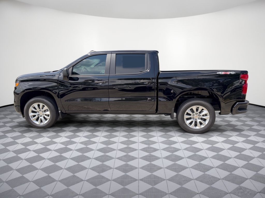 New 2026 Chevrolet Silverado 1500 Custom Truck