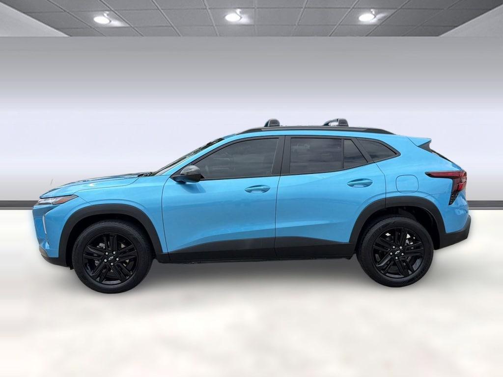 Used 2025 Chevrolet Trax Activ SUV