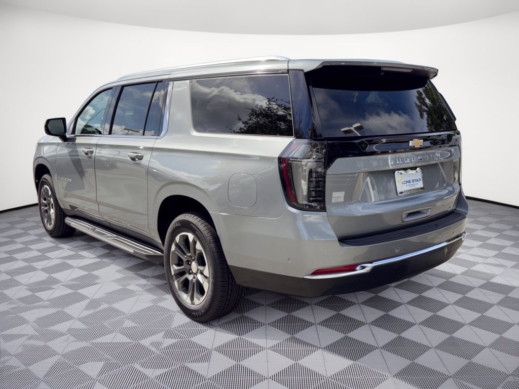 New 2026 Chevrolet Suburban LT SUV