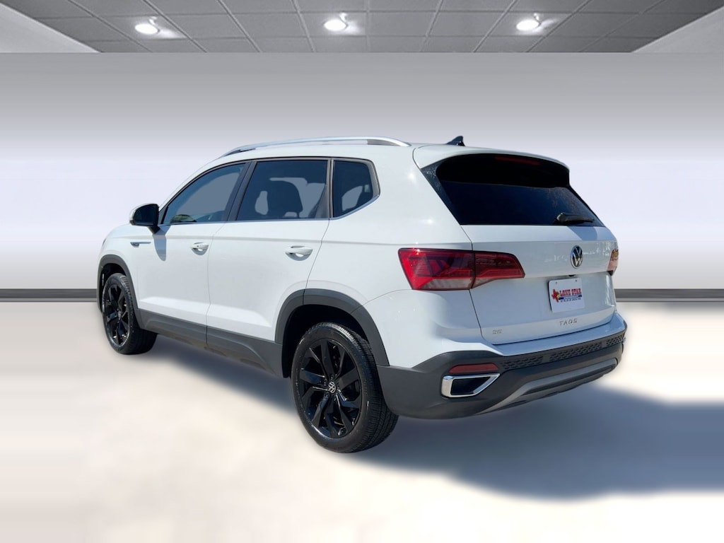 Used 2024 Volkswagen Taos SE