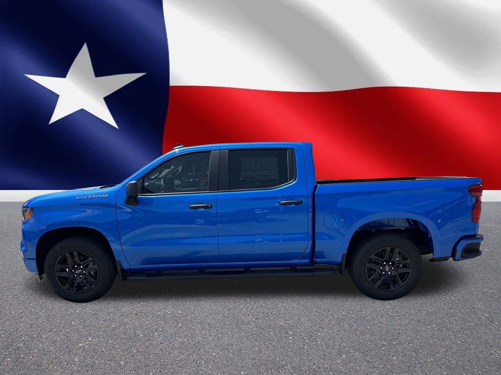 2025 Chevrolet Silverado 1500 Custom photo 2
