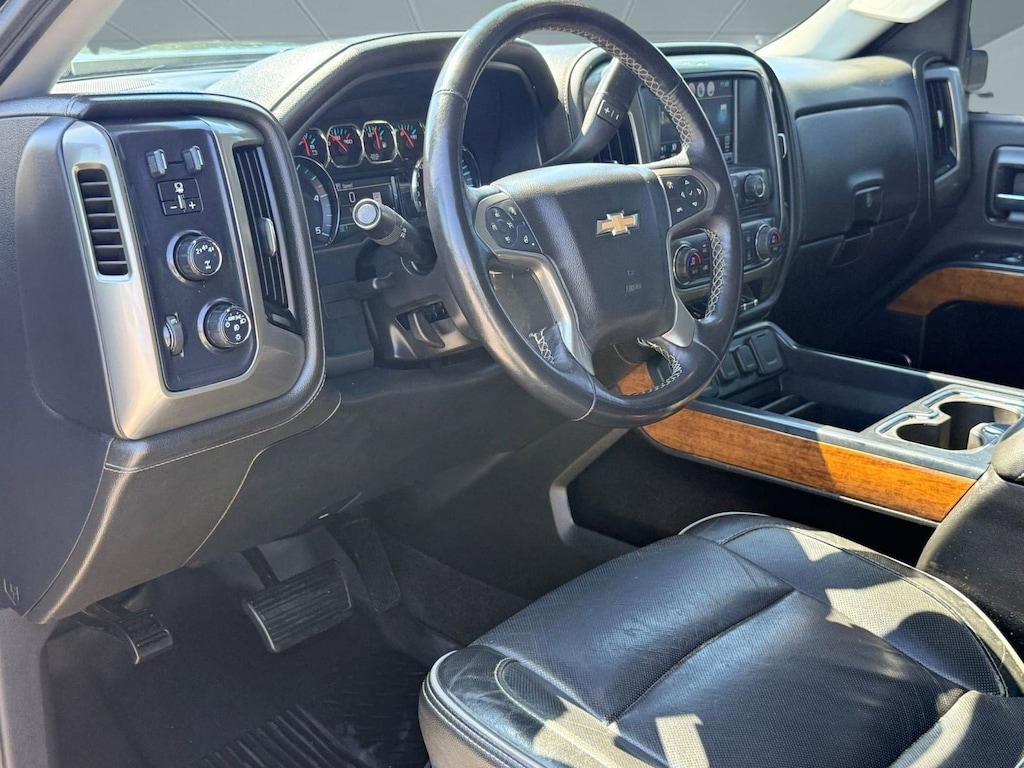 Used 2018 Chevrolet Silverado 2500 HD High Country Truck